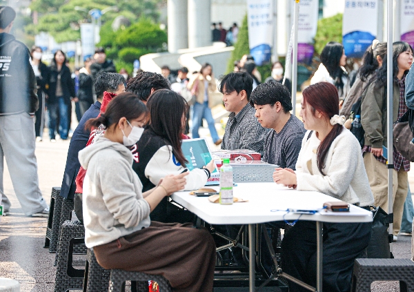 백석대·백석문화대, 2026-1학기 교내전도 ‘화목우주선 전도카페’ 운영 대표이미지